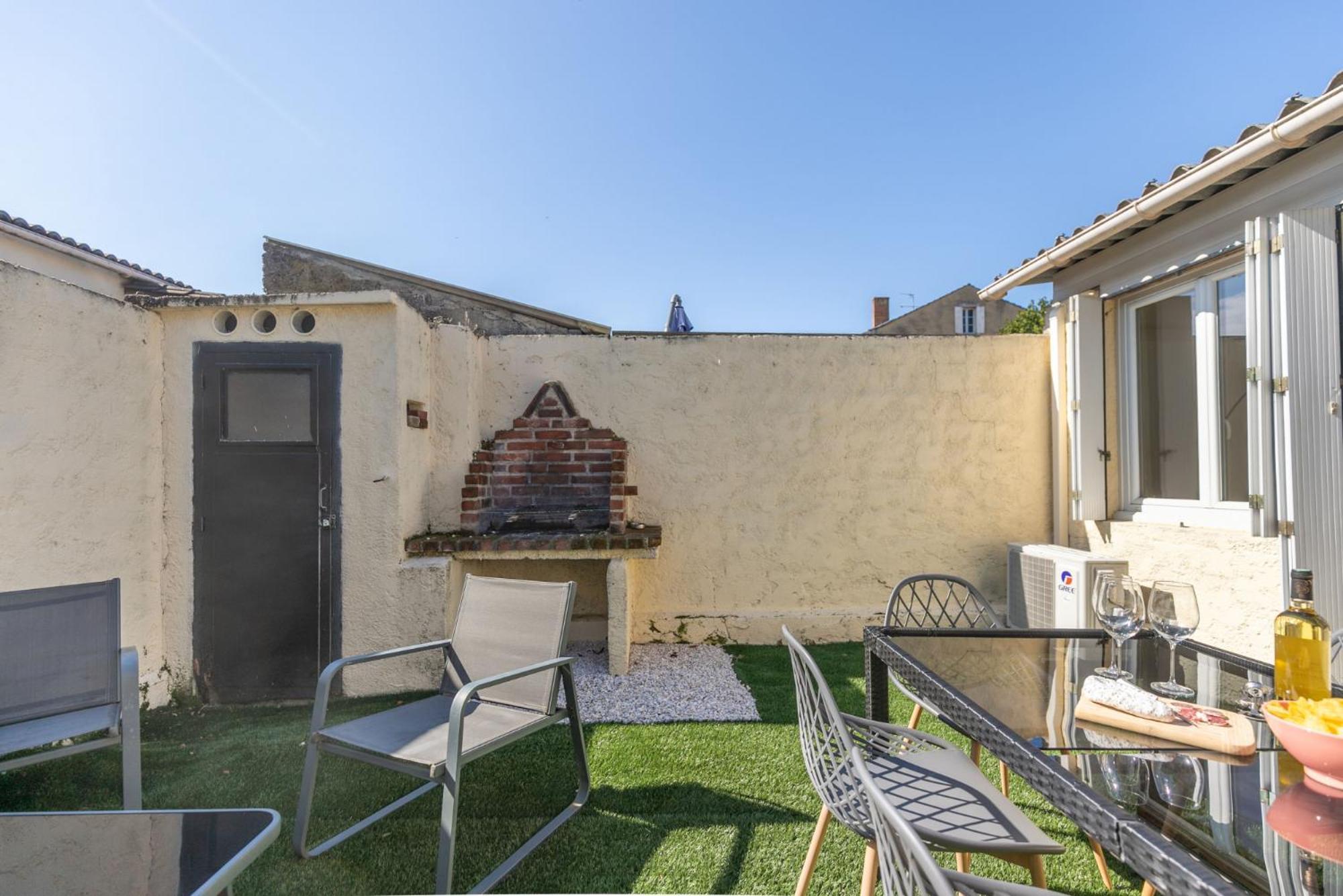 Le Patio - Spacieux T3 Avec Climatisation Et Jardin Privatif Bergerac Esterno foto